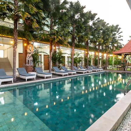 Oyo 3779 North Wing Canggu Resort Exterior photo