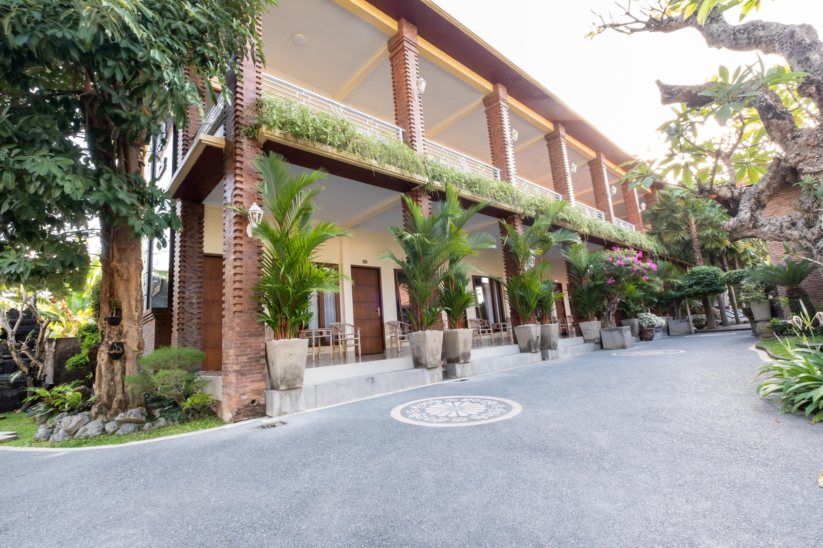 Oyo 3779 North Wing Canggu Resort Exterior photo